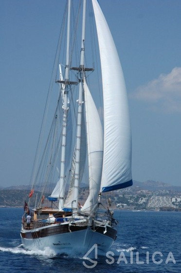 Gulet - Yacht Charter Sailica