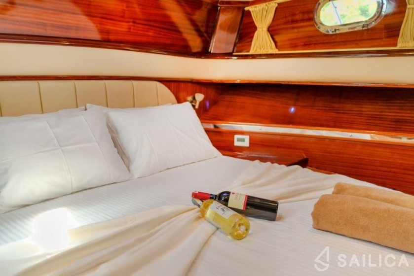 Gulet - Yacht Charter Sailica