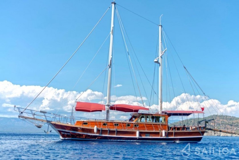 Gulet - Yacht Charter Sailica