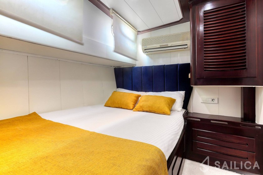 Gulet - Yacht Charter Sailica