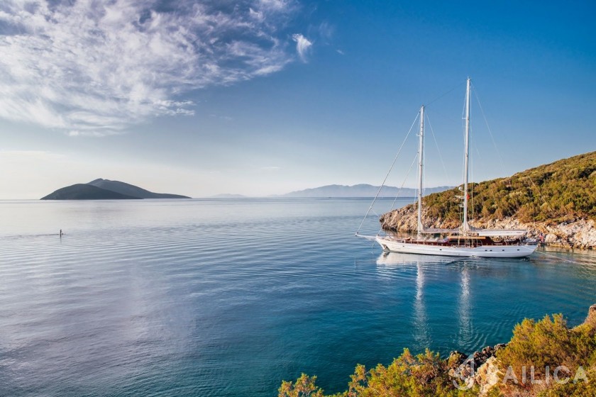 Gulet - Yacht Charter Sailica