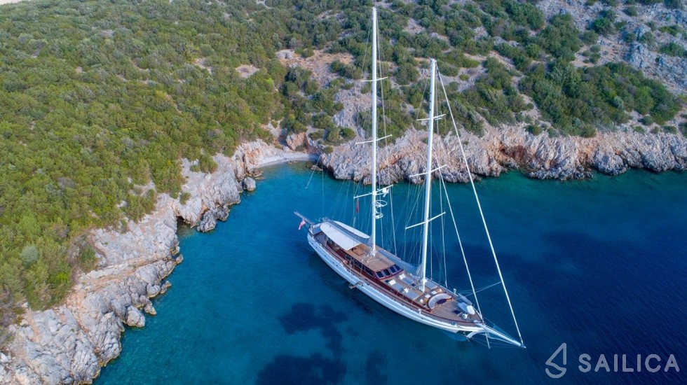 Gulet - Yacht Charter Sailica