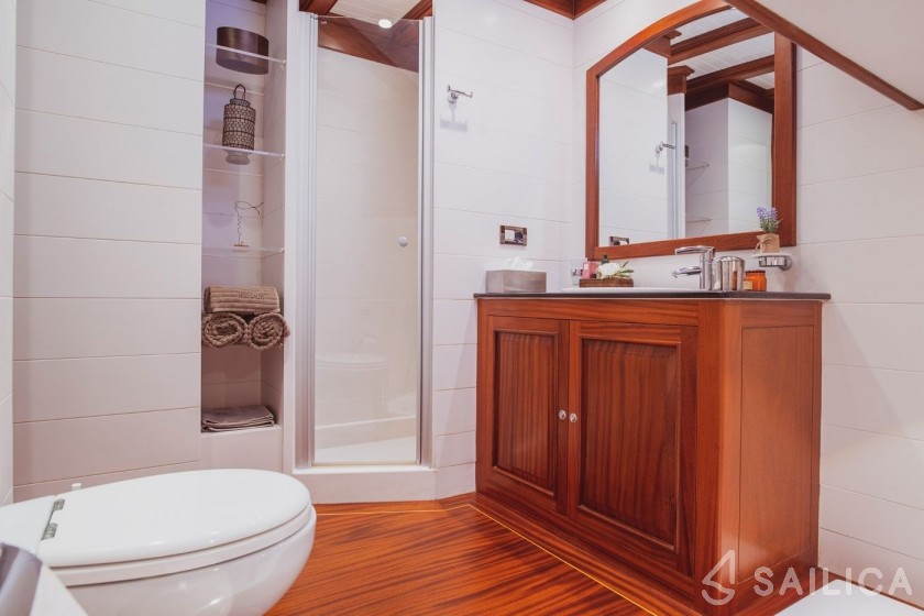 Gulet - Yacht Charter Sailica