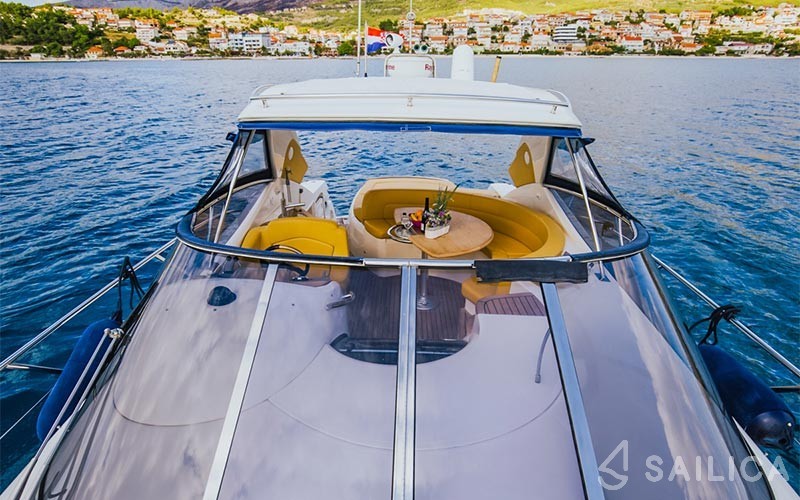 Sessa Oyster 42 - Yacht Charter Sailica
