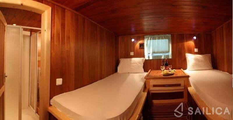 Gulet - Yacht Charter Sailica