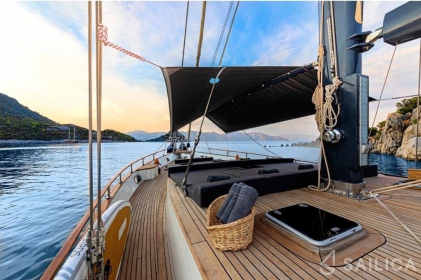 Gulet - Yacht Charter Sailica