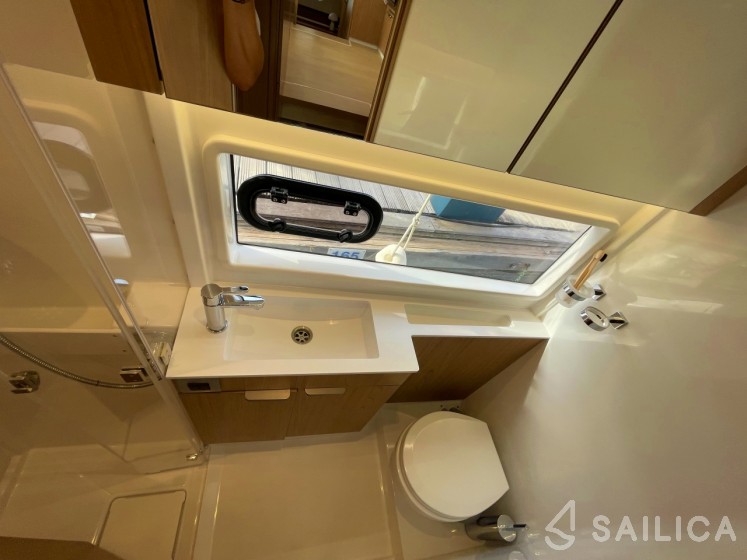 Bali Catsmart - Yacht Charter Sailica