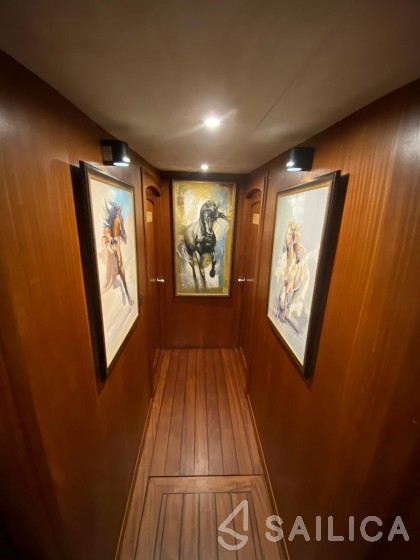 Gulet - Yacht Charter Sailica