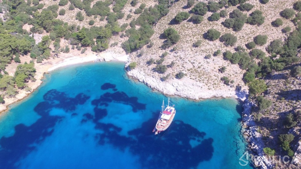 Gulet - Yacht Charter Sailica