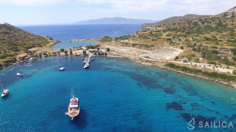 Gulet - Yacht Charter Sailica