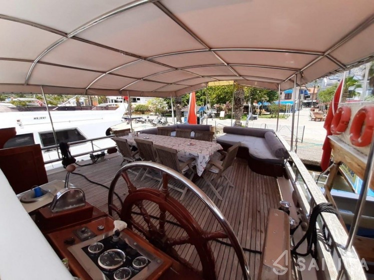 Gulet - Yacht Charter Sailica