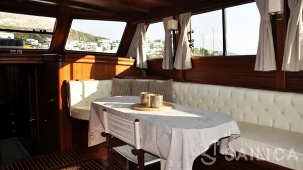 Gulet - Yacht Charter Sailica