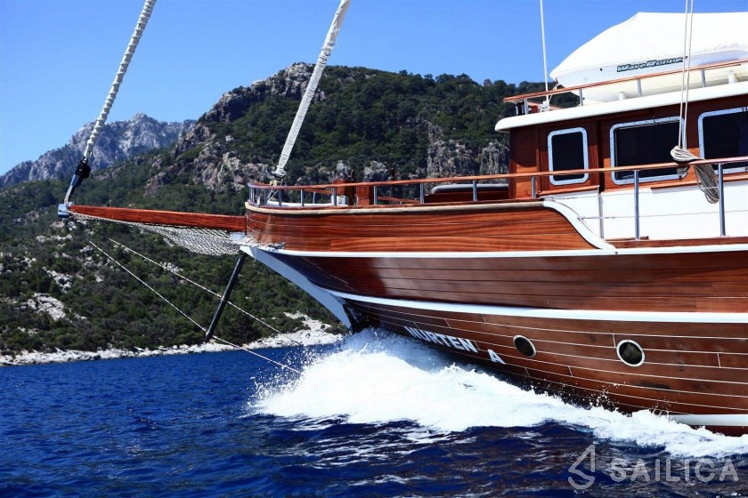 Gulet - Yacht Charter Sailica