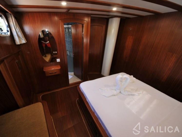 Gulet - Yacht Charter Sailica