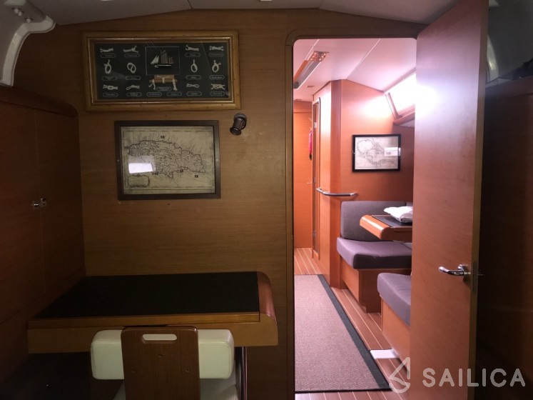 Sun Odyssey 409 - Yacht Charter Sailica