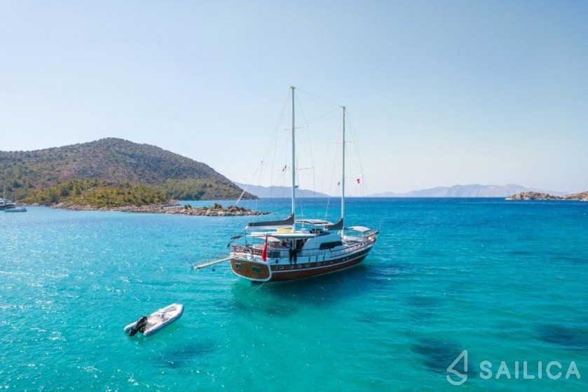 Gulet - Yacht Charter Sailica