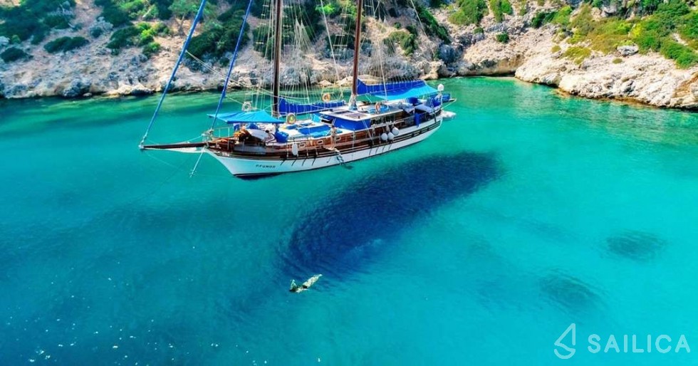 Gulet - Yacht Charter Sailica