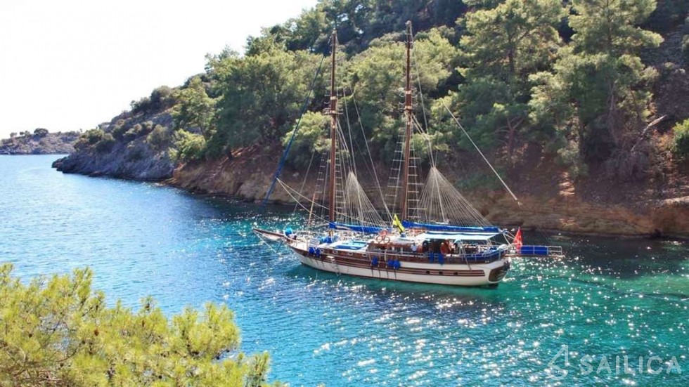 Gulet - Yacht Charter Sailica