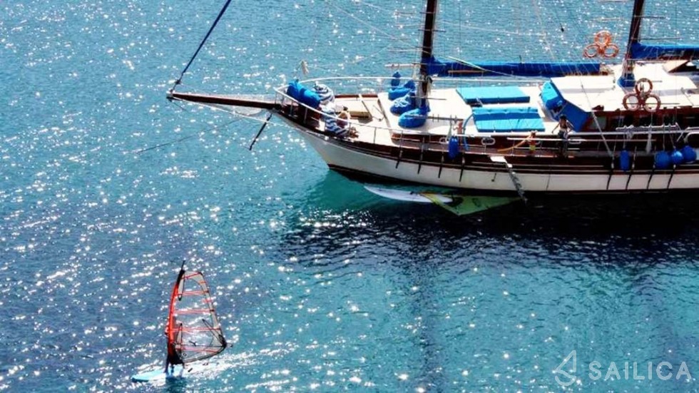 Gulet - Yacht Charter Sailica