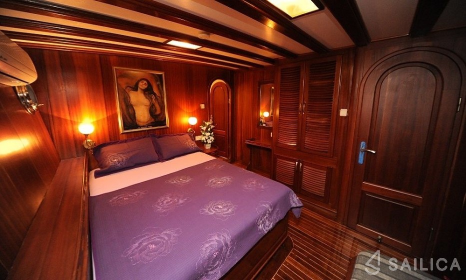 Gulet - Yacht Charter Sailica