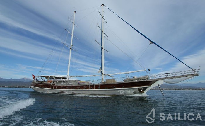 Gulet - Yacht Charter Sailica