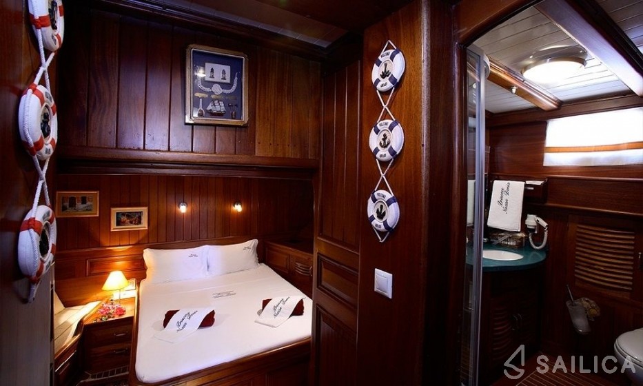 Gulet - Yacht Charter Sailica