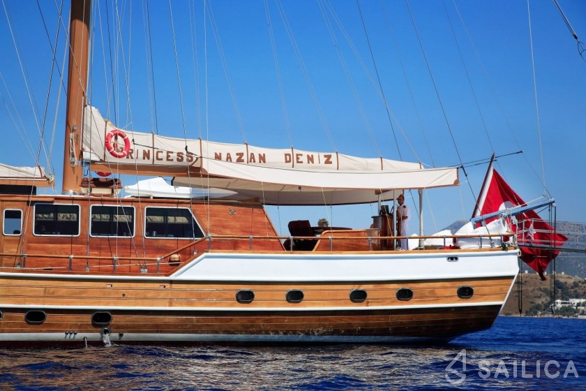 Gulet - Yacht Charter Sailica