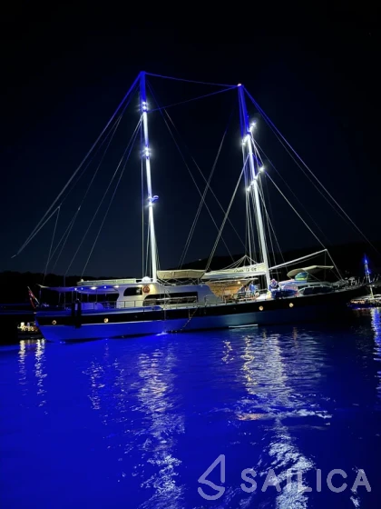 Gulet - Yacht Charter Sailica