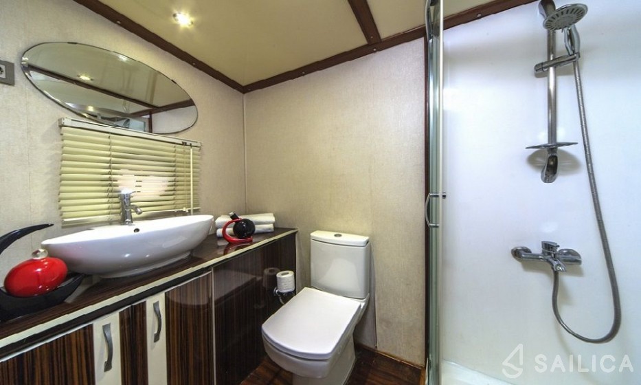 Gulet - Yacht Charter Sailica