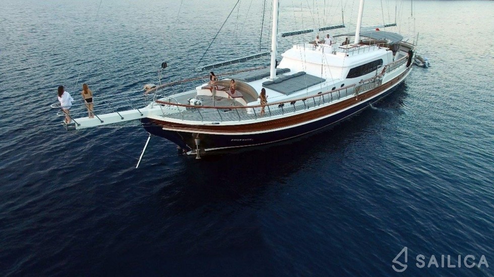 Gulet - Yacht Charter Sailica
