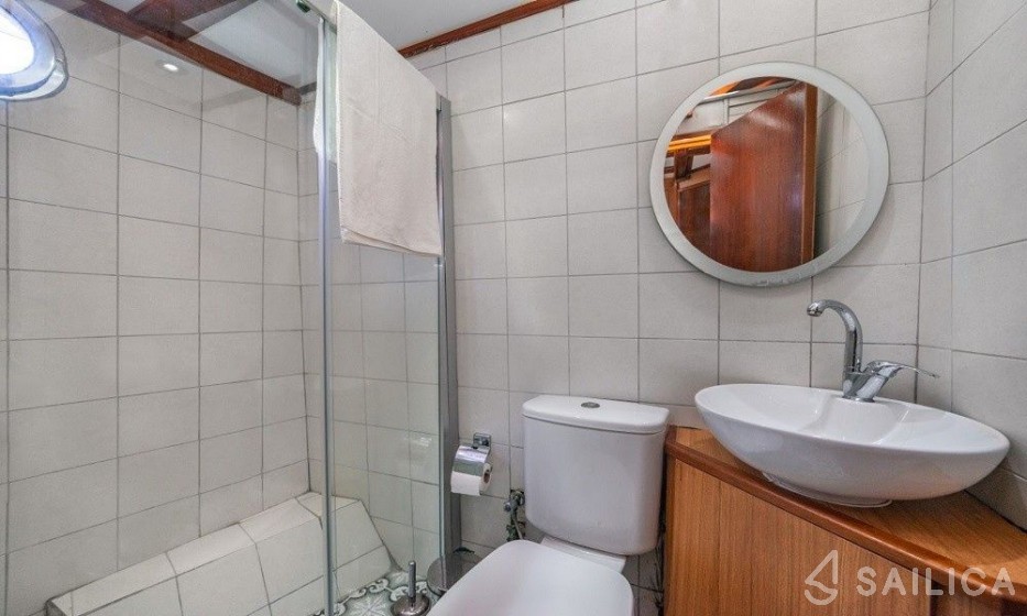 Gulet - Yacht Charter Sailica