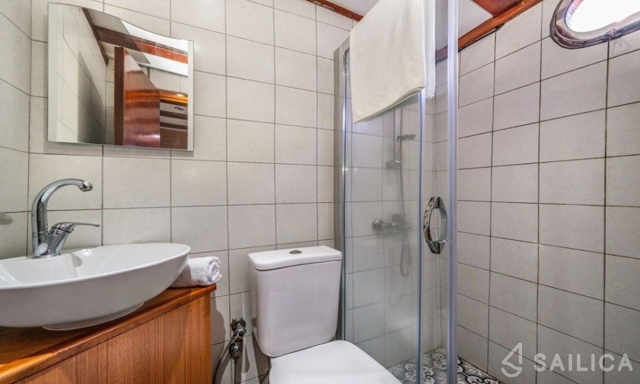 Gulet - Yacht Charter Sailica