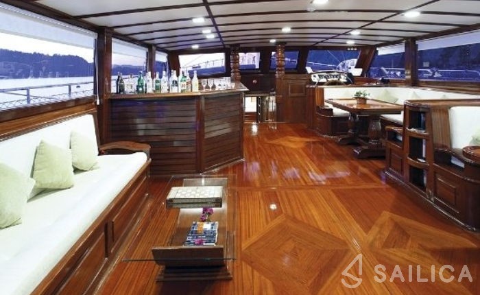 Gulet - Yacht Charter Sailica