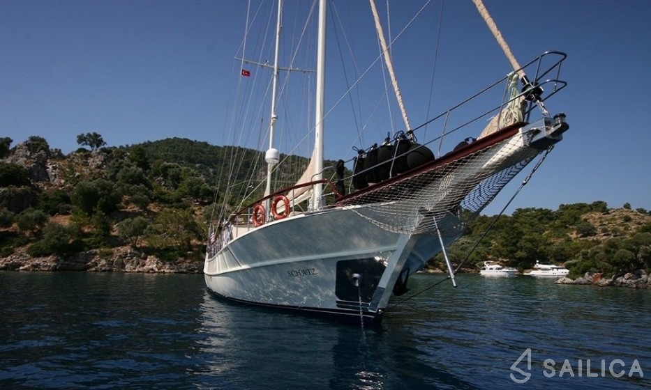 Gulet - Yacht Charter Sailica
