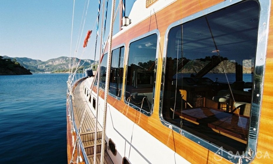 Gulet - Yacht Charter Sailica