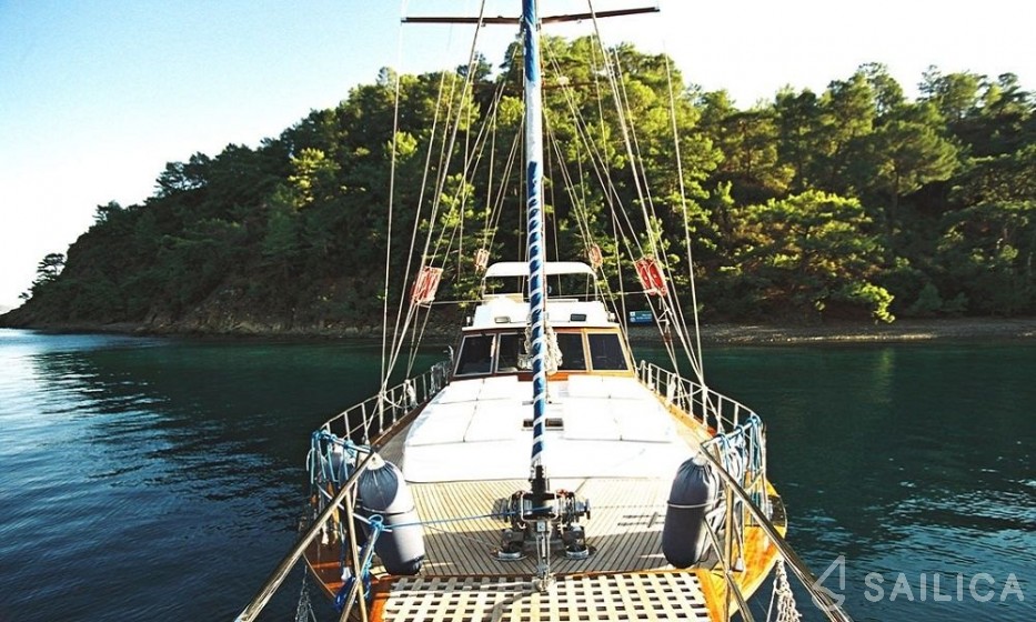 Gulet - Yacht Charter Sailica