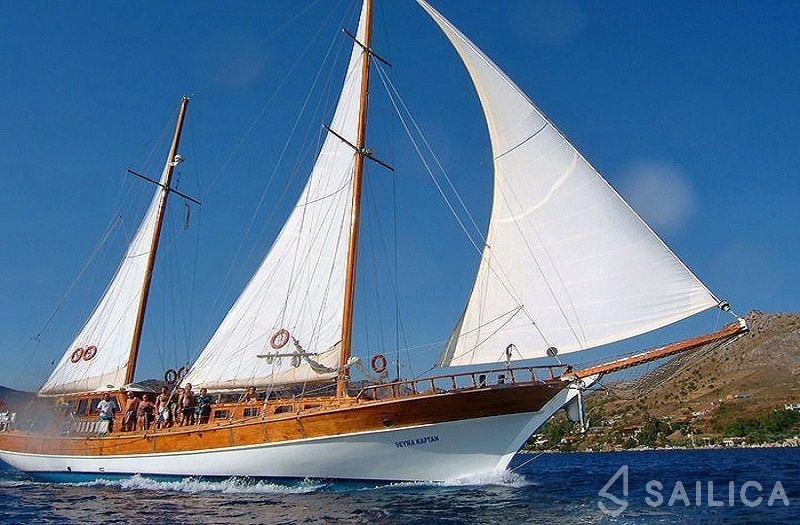 Gulet - Yacht Charter Sailica