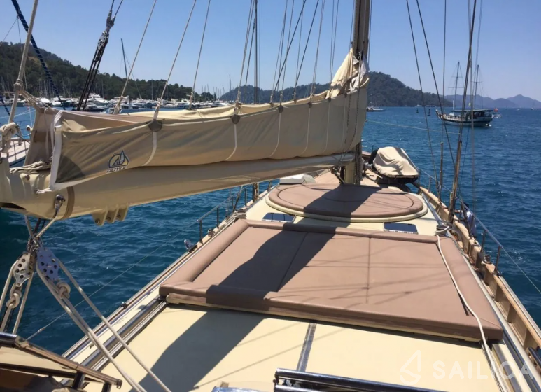 Gulet - Yacht Charter Sailica