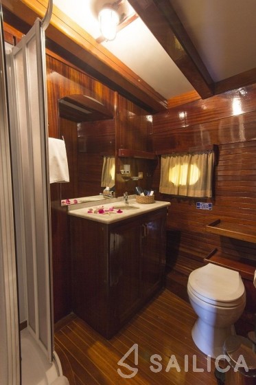 Gulet - Yacht Charter Sailica