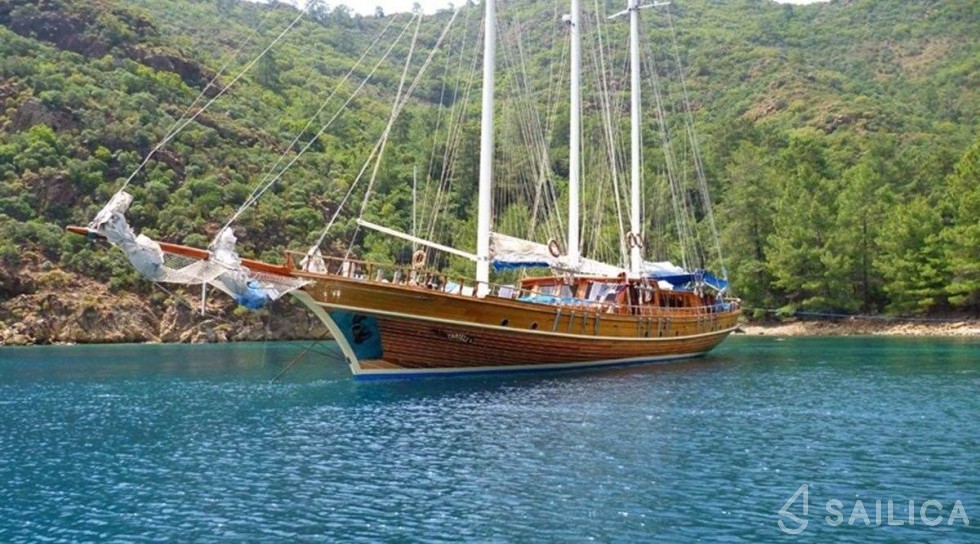 Gulet - Yacht Charter Sailica