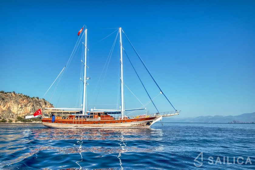 Gulet - Yacht Charter Sailica