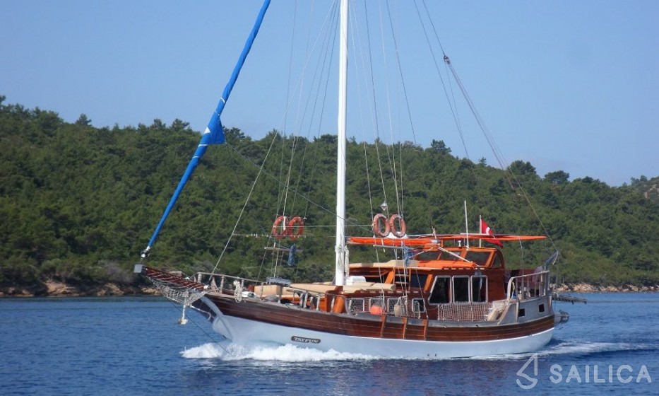 Gulet - Yacht Charter Sailica