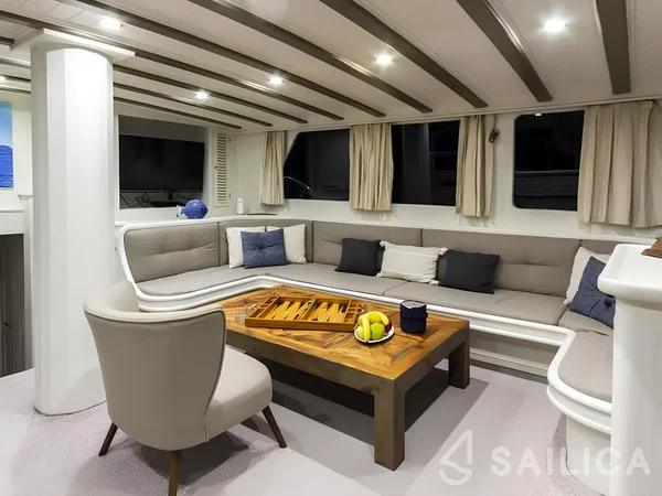 Gulet - Yacht Charter Sailica