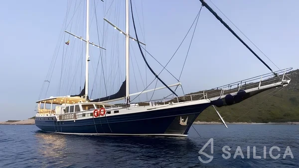 Gulet - Yacht Charter Sailica