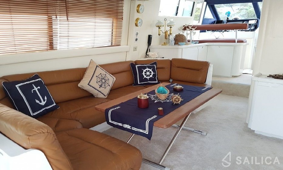 Guy Couach 1601 - Yacht Charter Sailica