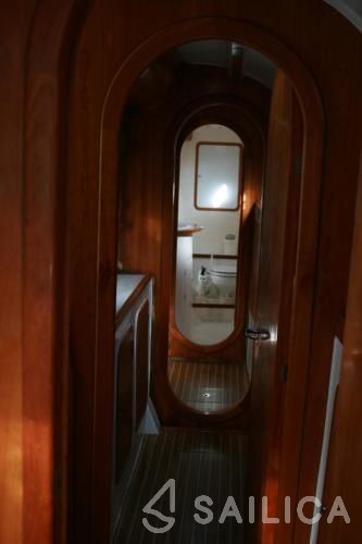 Jaguar 36 - Yacht Charter Sailica