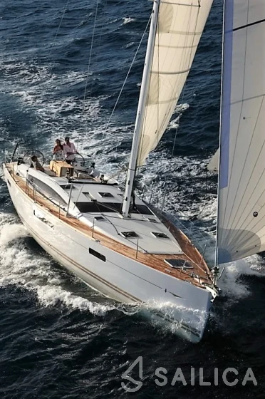 Jeanneau 53 - Yacht Charter Sailica