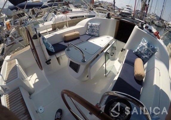 Sun Odyssey 39i - Yacht Charter Sailica