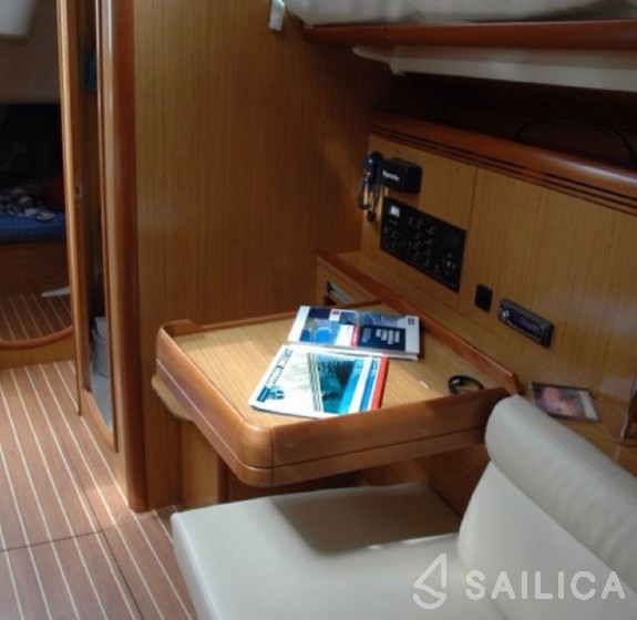 Sun Odyssey 39i - Yacht Charter Sailica