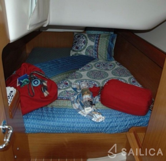 Sun Odyssey 39i - Yacht Charter Sailica